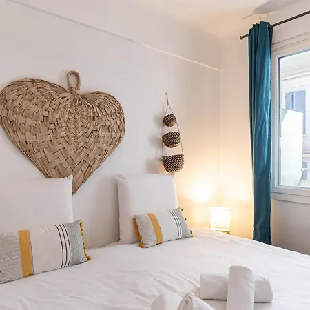 Lejlighed Beautiful With Balcony - Center *