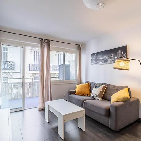 Lejlighed Beautiful With Balcony - Center